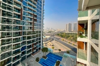 Exterior HiGuests - Park Gate Residence Tower C