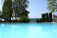 Swimming Pool Seehotel Adler