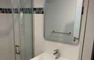 In-room Bathroom 7 Apparts Confort 87