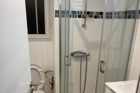 In-room Bathroom Apparts Confort 87