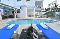 Swimming Pool Gorgeous Spacious Property in Prime Beach Location