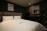 Bedroom Gorilla Hotel the  Wonju