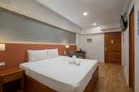 Kamar Tidur iHotel Uptown BGC