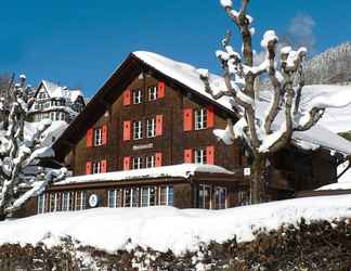 Exterior 2 Youth Hostel Engelberg