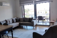 Common Space Flat With Shared Pool and Balcony in Dalaman