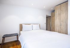 Others 7 Chic Flat Near Public Transportation in Goztepe
