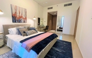 Bedroom 2 Luxurious Waterfront Apartment in Dubai Creek