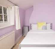 Kamar Tidur 4 The Angel Place Hideaway - Fair 4bdr House With Terrace