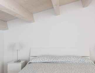 Phòng ngủ 2 Baroque Apartments - Dentrortigia