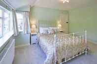 Bedroom Host Stay The Moorings