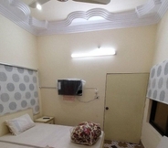 Bedroom 6 Zam Zam Hotel & Guest House Mirpurkhas