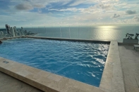 Swimming Pool Edificio Murano Elite Bocagrande, Primera linea al Mar