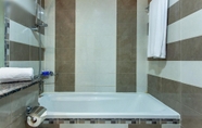 In-room Bathroom 5 Elegant Apt In Al Barsha South