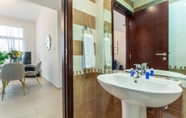 In-room Bathroom 4 Elegant Apt In Al Barsha South