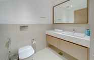 In-room Bathroom 6 Lavish Living Along the Dubai Creek