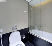 In-room Bathroom 6 In Proximity to Dubai South Bnbmehomes