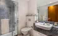 In-room Bathroom 5 Luxury 2B Apt Al Habtoor Amna Tower