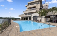 Swimming Pool 4 1 Bedroom Lake View Villa - Unit 102