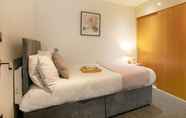 Bedroom 7 Spacious 2 Bed Parking Close To Centre