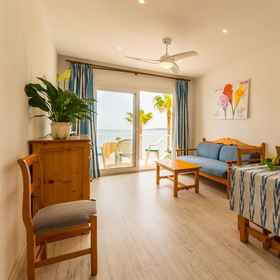 Vives 公寓飯店1 , 飯店埃斯波尔莱斯