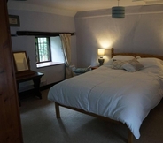 Bedroom 7 Stunning Historic 2-bed House in Shaftesbury