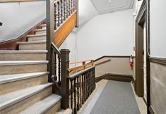 Others 7 Newly Renovated 1 bed 1 WC Centrally Located Old Montreal w Patio