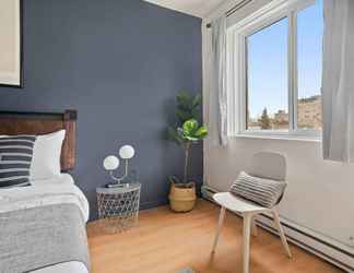 Kamar Tidur 2 Newly Renovate Studio-2 Blocks From Place des Arts