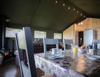 Others 2 Burryholmes Glamping Tent - Llangennith