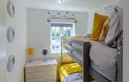 Kamar Tidur 4 Host Stay Overcarr Cottage