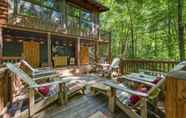 Ruang untuk Umum 4 Dancing Bears Cabin With hot tub Fireplace Creek