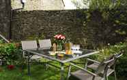 Ruang Umum 7 Beautiful old cottage sleeps 6 near Bath