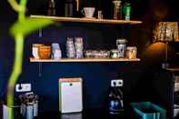 Bar, Cafe and Lounge Waterlodge Blaupoatsje