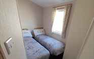 Others 4 Beautiful 3 Bed Caravan in Walton on the Naze