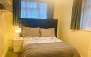 ห้องนอน 5 Immaculate 6-bed House in Coventry