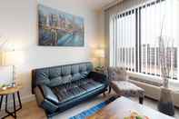 Common Space Luxury 2BR 30 Mins to Manhattan Evonify