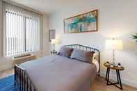 Bedroom Luxury 2BR 30 Mins to Manhattan Evonify