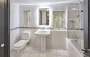 In-room Bathroom 7 Host Stay The Annexe The Old Brewery