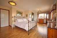 Bedroom Host Stay Cheviot View