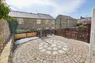 Common Space Host Stay Priory Yard Barnard Castle