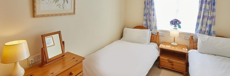 Bedroom Host Stay Swift in Newton-on-rawcliffe