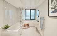 In-room Bathroom 3 Host Stay St Johns Mews