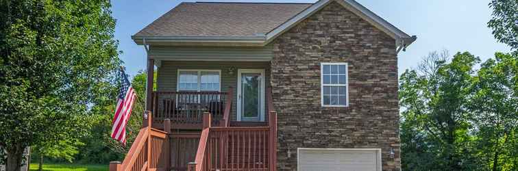 Exterior Bradley Bungalow Sleeps 11 Sevierville