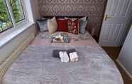 Bedroom 2 25 Mins to CL! London Amazing 2bedhome Sleeps 1-5