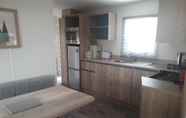 Kamar Tidur 7 Immaculate 2-bed Static Caravan in Carlisle