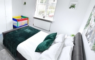 Bedroom 7 Clapham Junction - 2 Bedroom Apartment