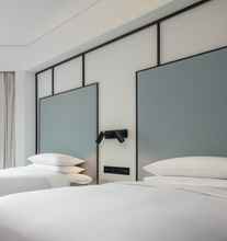 Bedroom 4 Four Points By Sheraton Hong Kong, Tung Chung