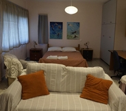 อื่นๆ 5 Lovely Modern Studio in Romanos Patras, Greece