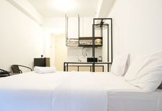 Others 4 Cozy Stay Studio Apartment With Access To Mall At Supermall Mansion