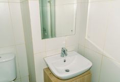 Others 7 Comfort And Minimalist 2Br At Skylounge Tamansari Apartment