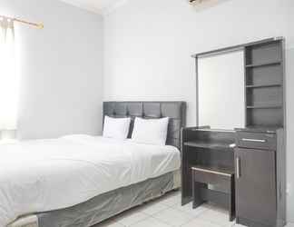 Khác 2 Comfy 2Br At Gajah Mada Mediterania Apartment